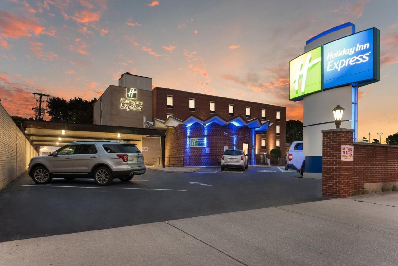 Holiday Inn Express - Columbus Downtown By Ihg Kültér fotó